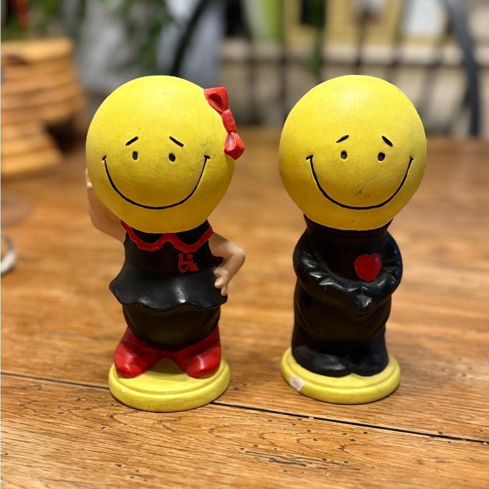 Vintage Byron Mold 71’ Smiley Face Figurines with Red and Black Outfits Boy/Girl
